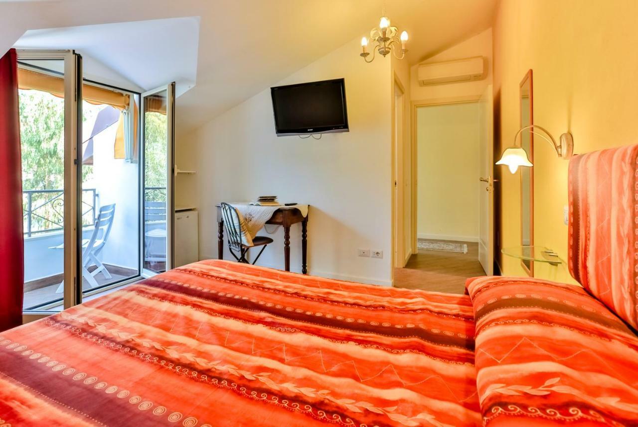 Ca De Rossana Bed&Breakfast San Remo Exterior foto